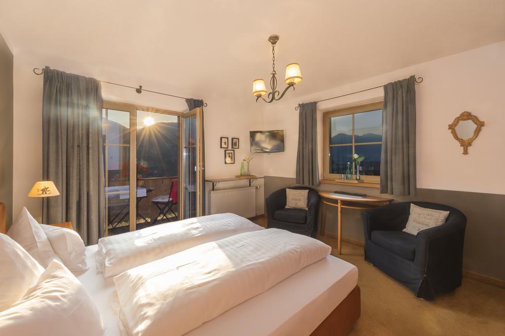 Pension Hinterseer Kitzbühel Exterior foto